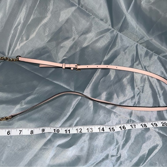 MICHAEL Michael Kors Pink Crossbody Bag with Gold Hardware - Picture 4 of 8